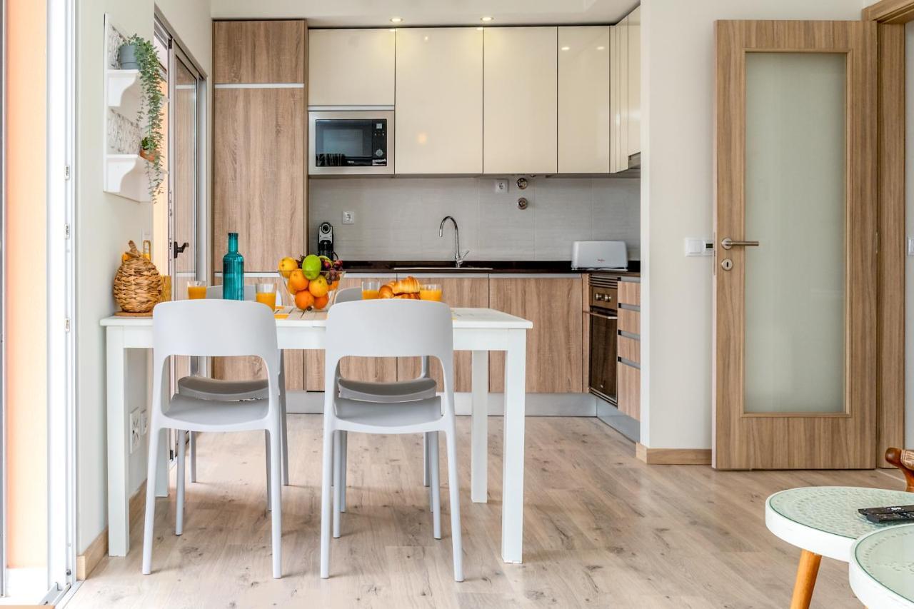 Sunny Brand New 2-Bedroom Apt - 500M From Praia Da Rocha With Ac And Pool! Portimão Zewnętrze zdjęcie