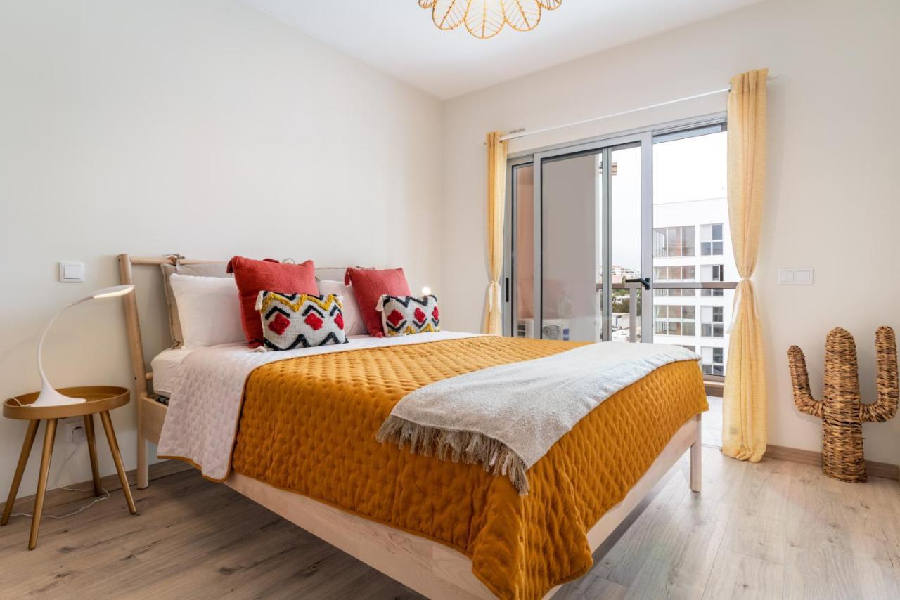 Sunny Brand New 2-Bedroom Apt - 500M From Praia Da Rocha With Ac And Pool! Portimão Zewnętrze zdjęcie