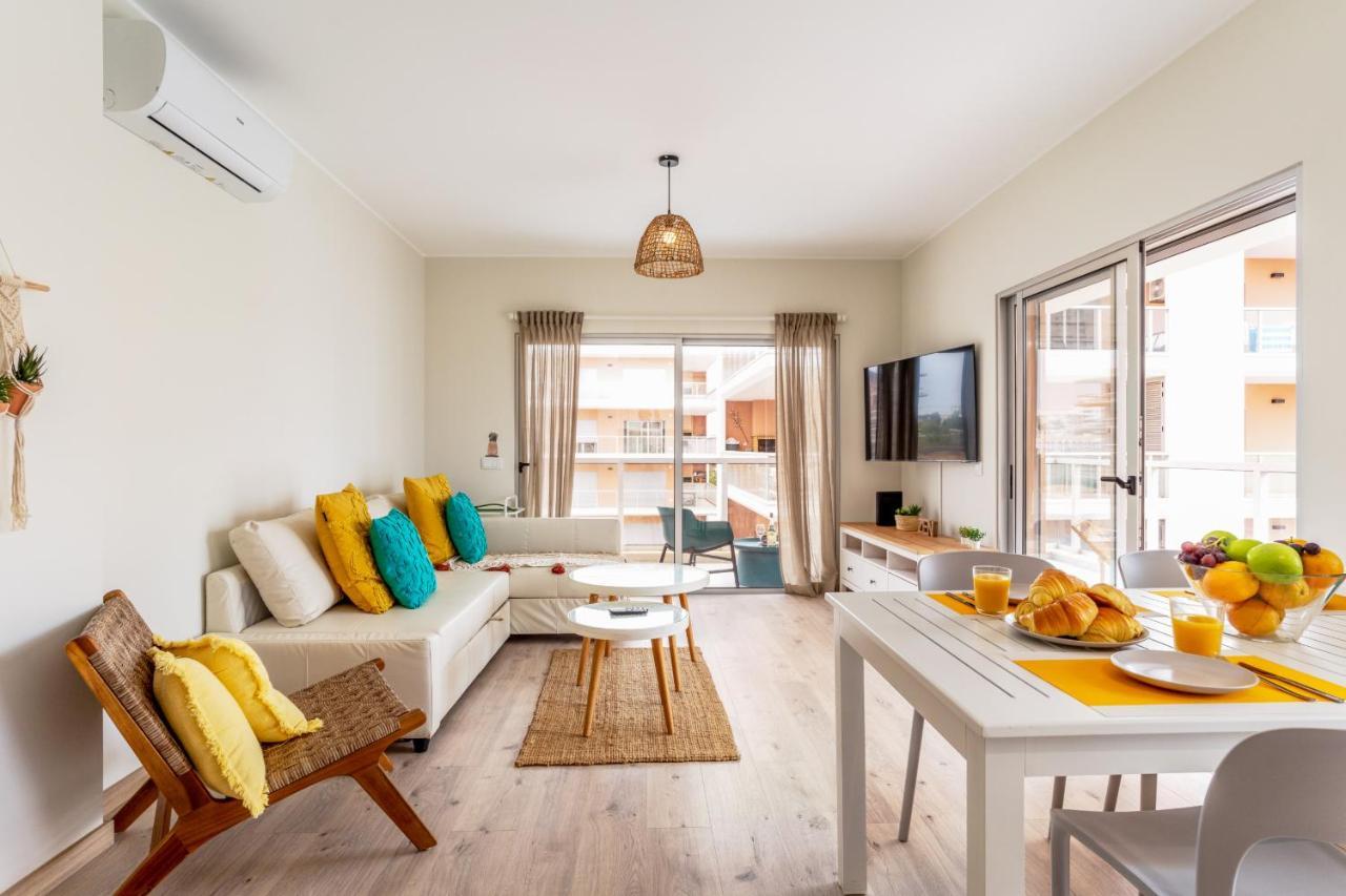 Sunny Brand New 2-Bedroom Apt - 500M From Praia Da Rocha With Ac And Pool! Portimão Zewnętrze zdjęcie